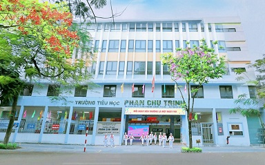 Trường Tiểu học Phan Chu Trinh chào đón học sinh lớp Một