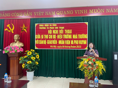 Trường Tiểu học Phan Chu Trinh tổ chức Hội nghị đối thoại năm học 2023-2024 với chủ đề: “Giáo dục học sinh về  Đạo đức, lối sống, kĩ năng sống”