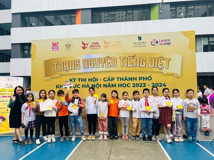 Học sinh khối 4, 5 trường Tiểu học Phan Chu Trinh tham gia vòng Thi Hội -  cuộc thi Trạng nguyên Tiếng Việt cấp Thành phố